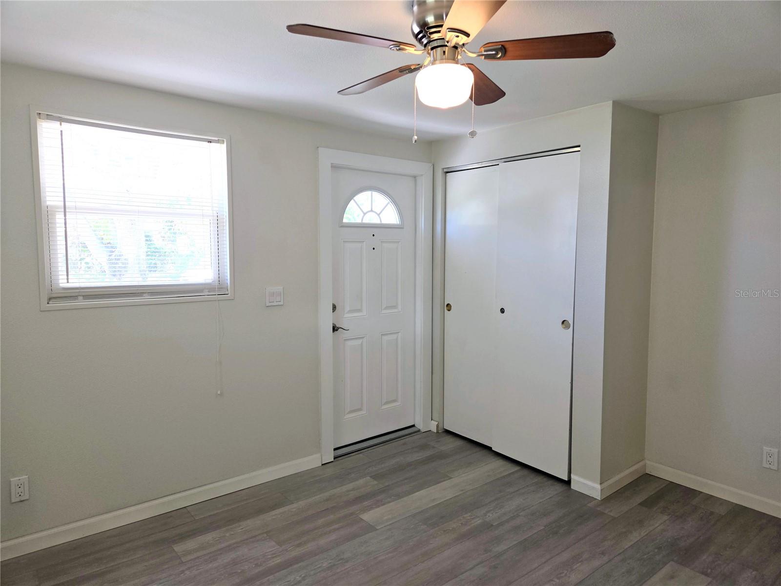 Image 5 of 25 For 5616 27th Avenue S 5616