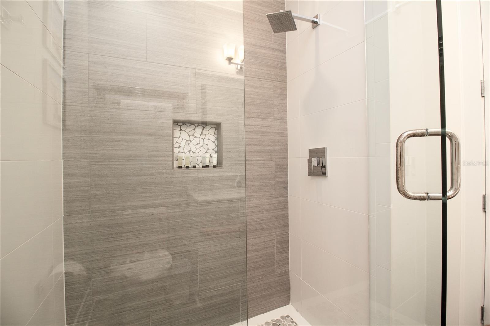 Image 29 of 43 For 158 Brightwater Drive 1