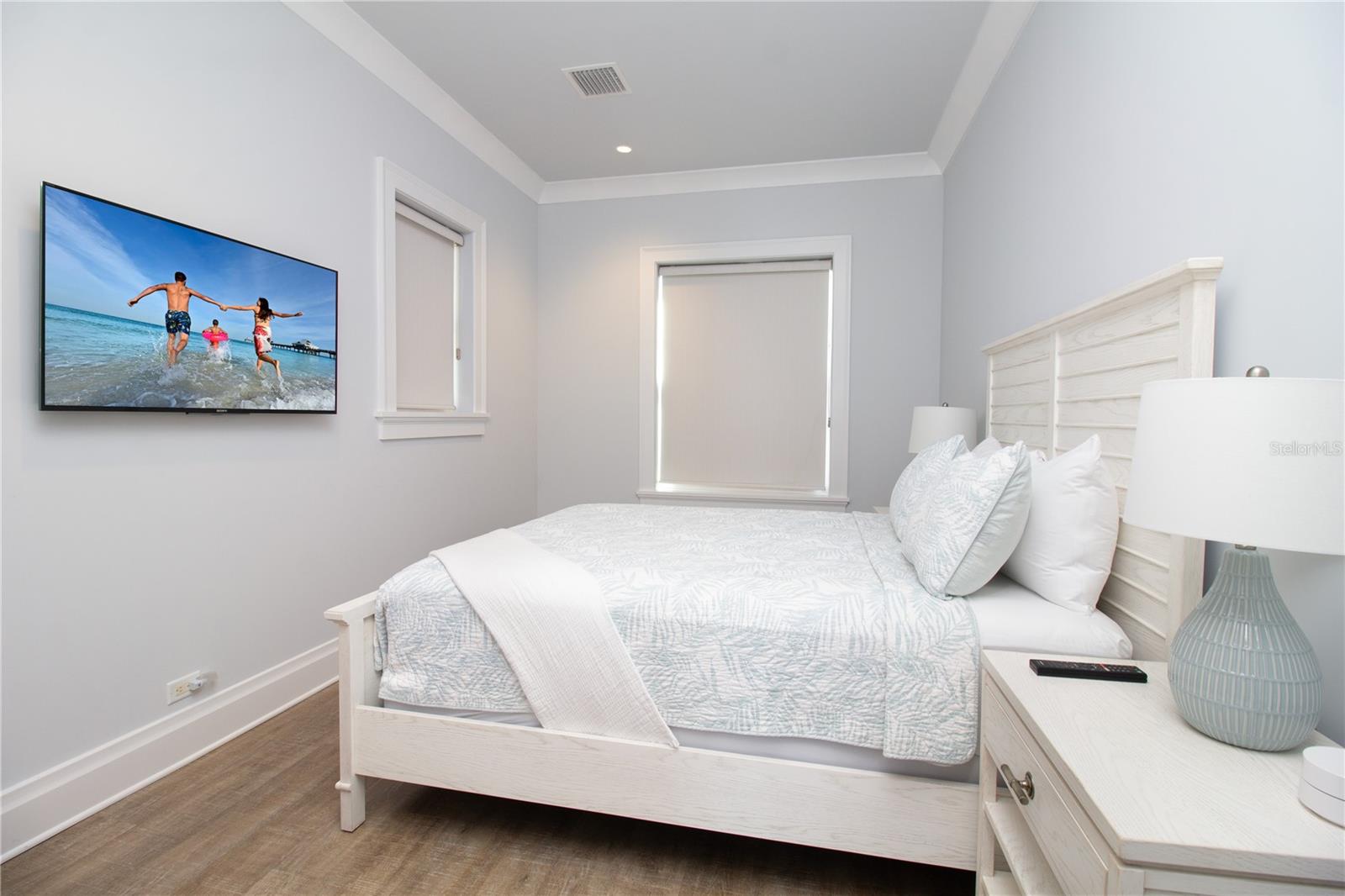 Image 30 of 43 For 158 Brightwater Drive 1