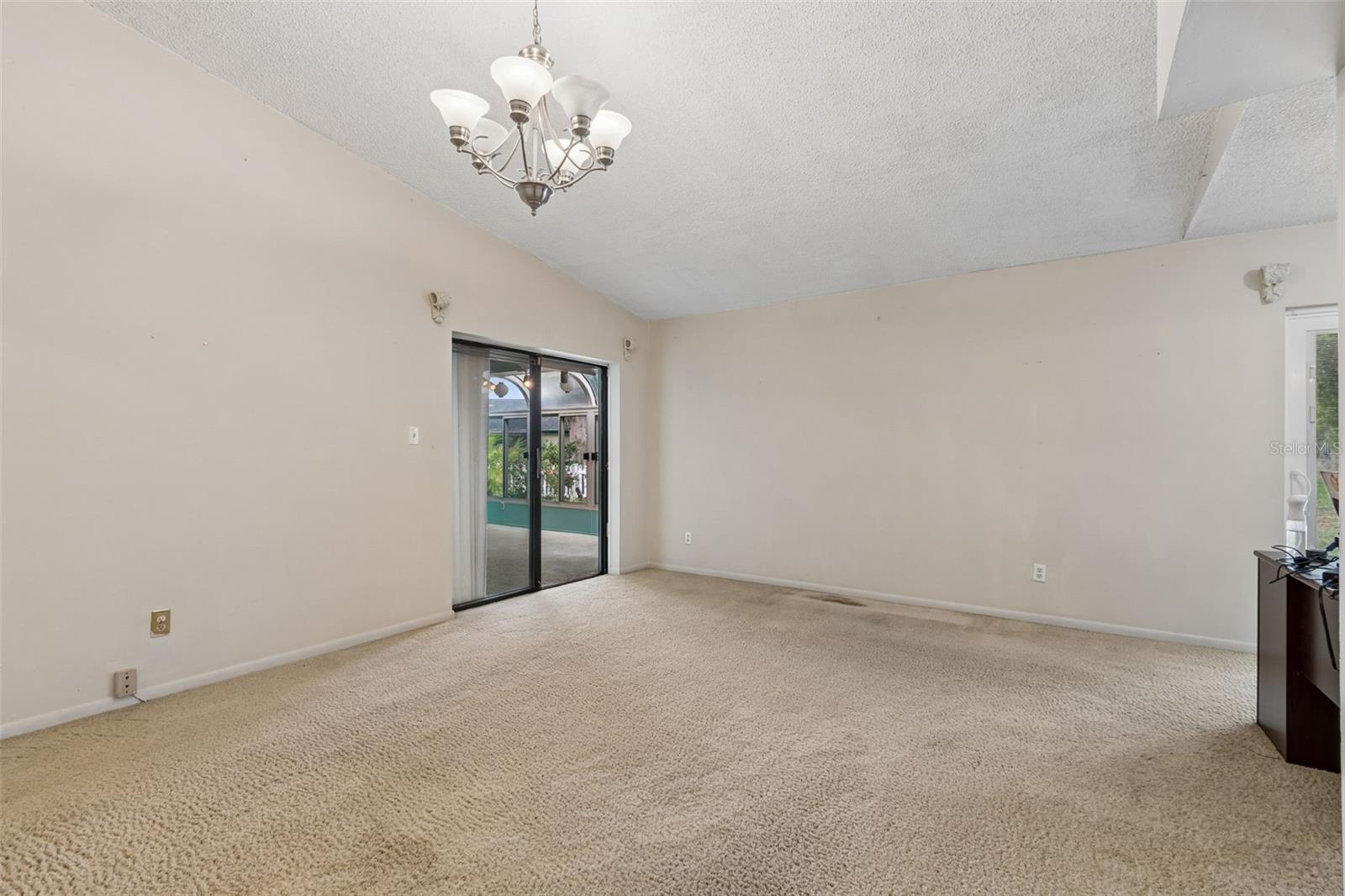 Image 11 of 40 For 9004 Hogans Bend