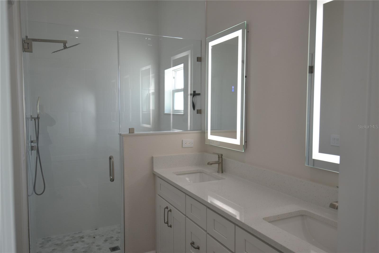 Image 14 of 42 For 6474 Taylor Court