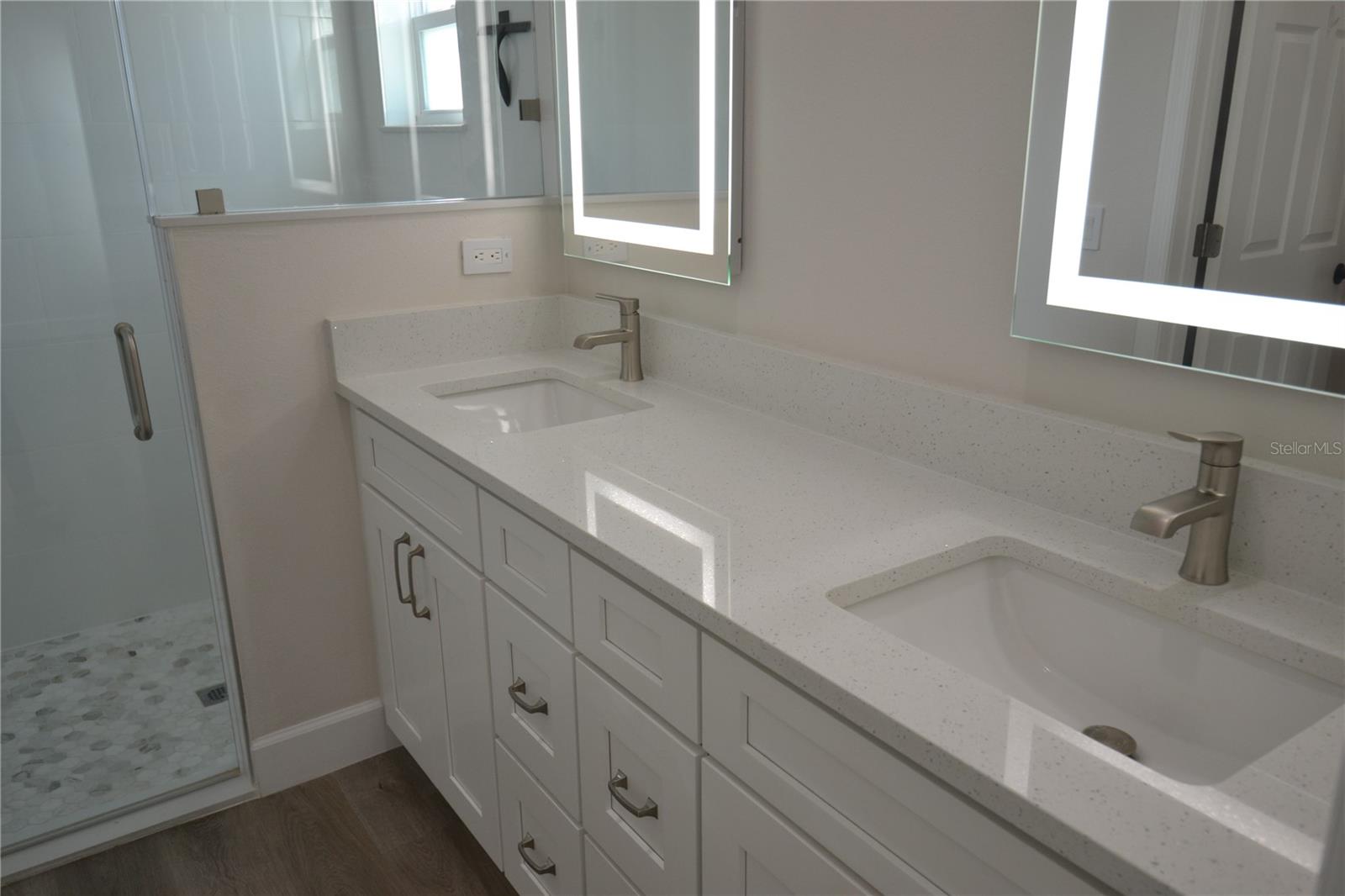 Image 16 of 42 For 6474 Taylor Court