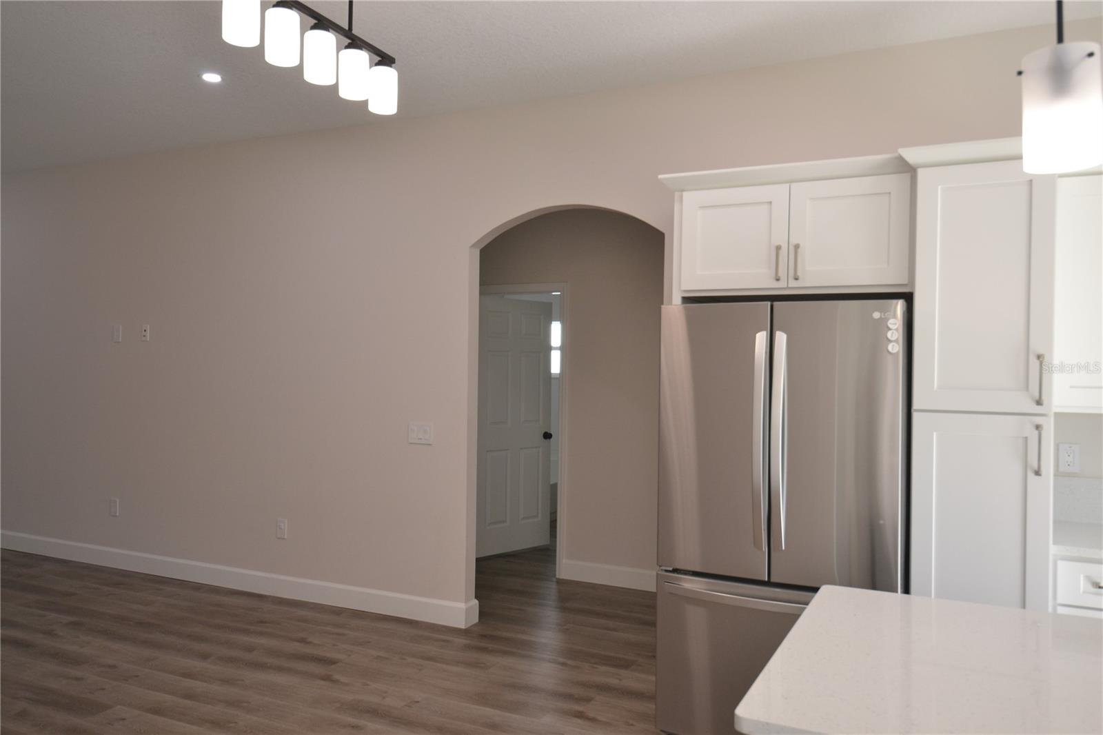 Image 19 of 42 For 6474 Taylor Court