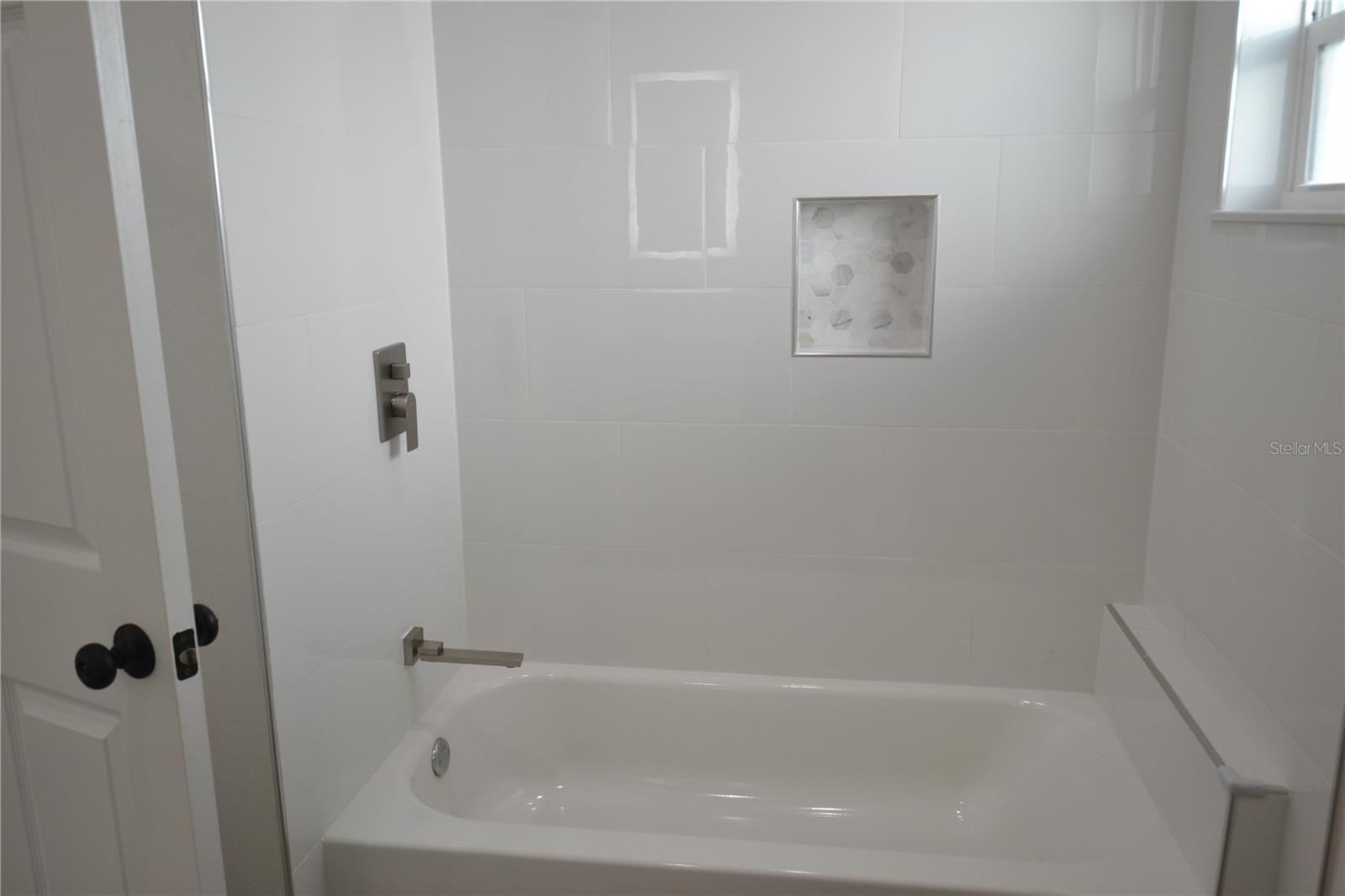 Image 20 of 42 For 6474 Taylor Court