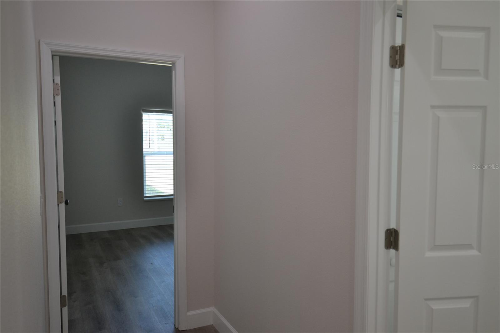 Image 23 of 42 For 6474 Taylor Court