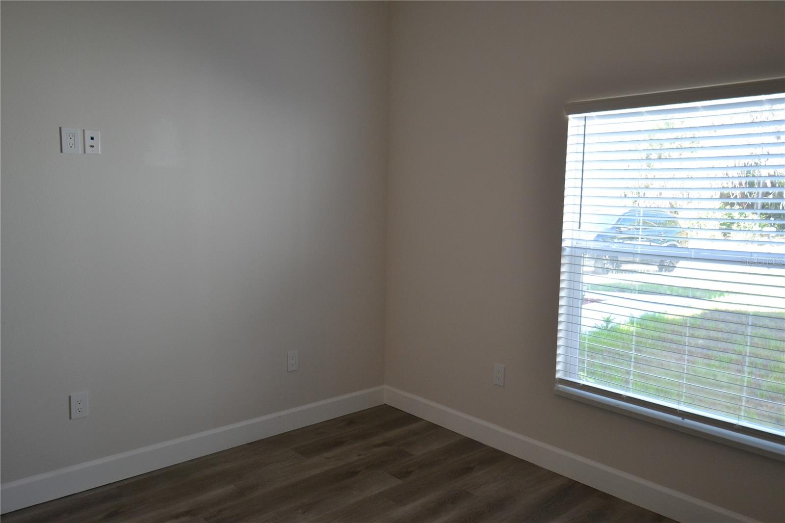 Image 30 of 42 For 6474 Taylor Court