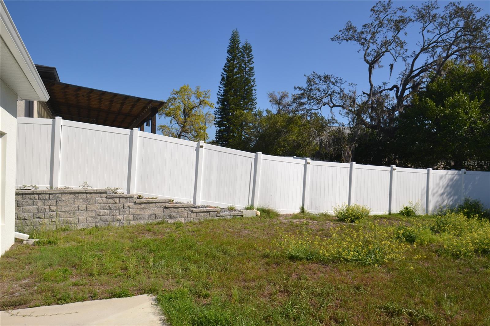 Image 34 of 42 For 6474 Taylor Court