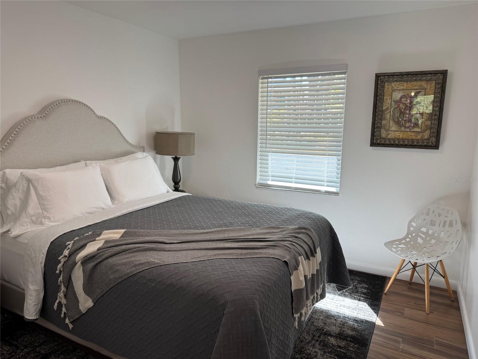 Image 12 of 16 For 1009 Sumner Boulevard C