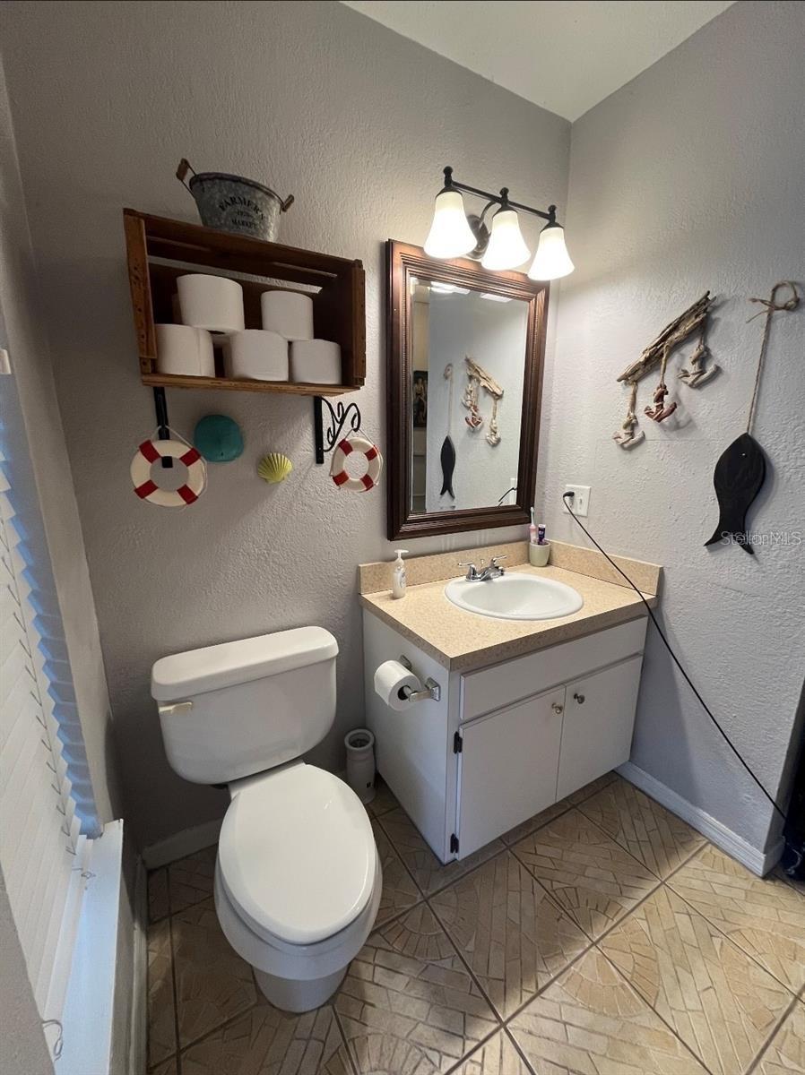 Listing photo id 28 for 11107 Riverview Drive