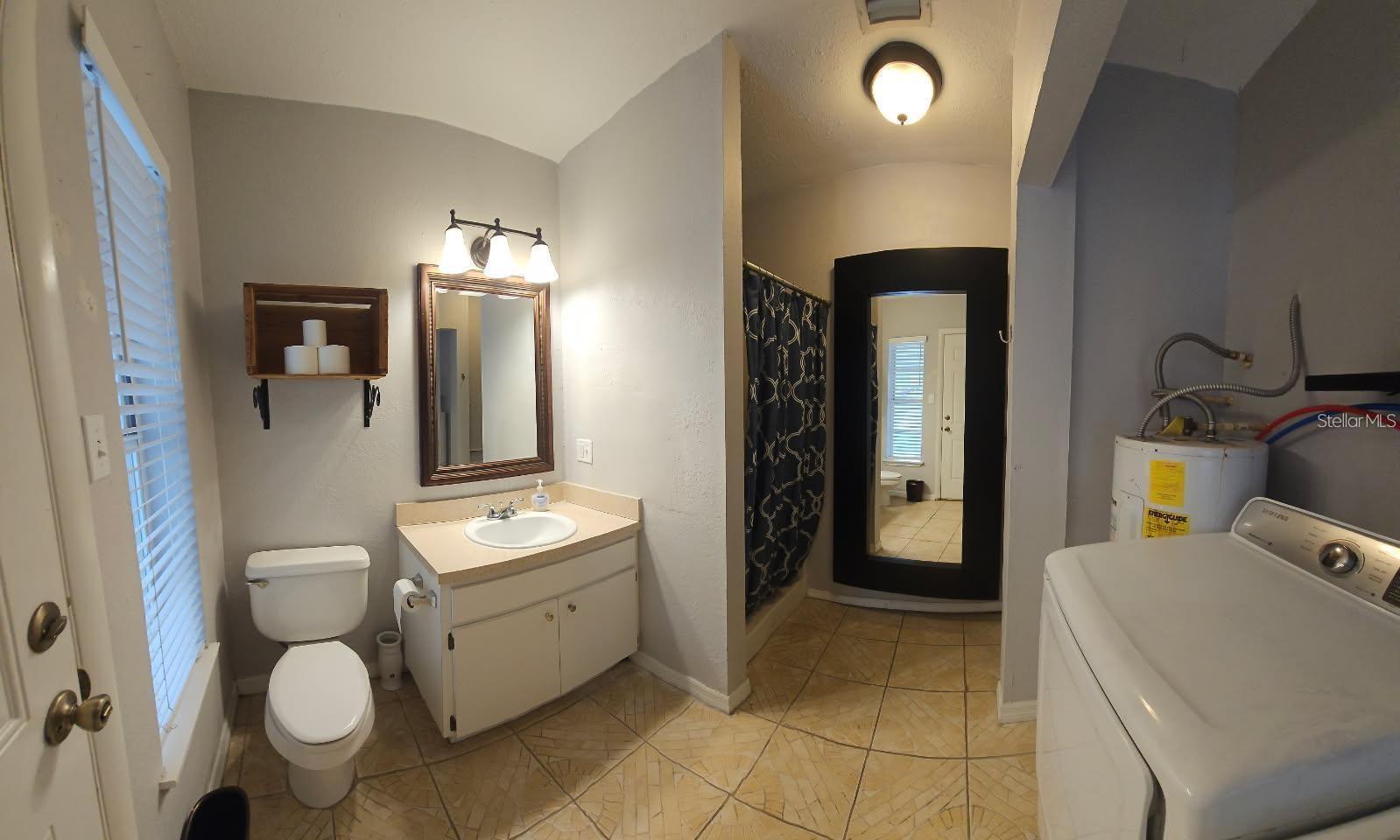 Listing photo id 29 for 11107 Riverview Drive