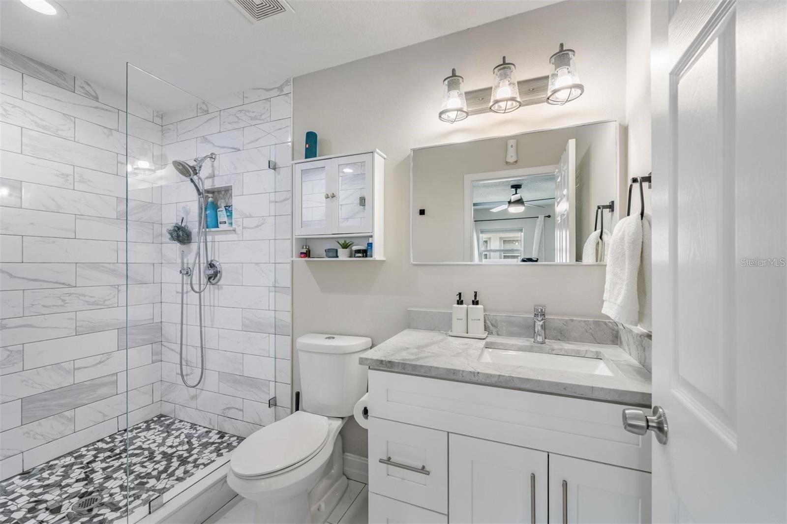 Image 18 of 37 For 7308 Dartmouth Avenue