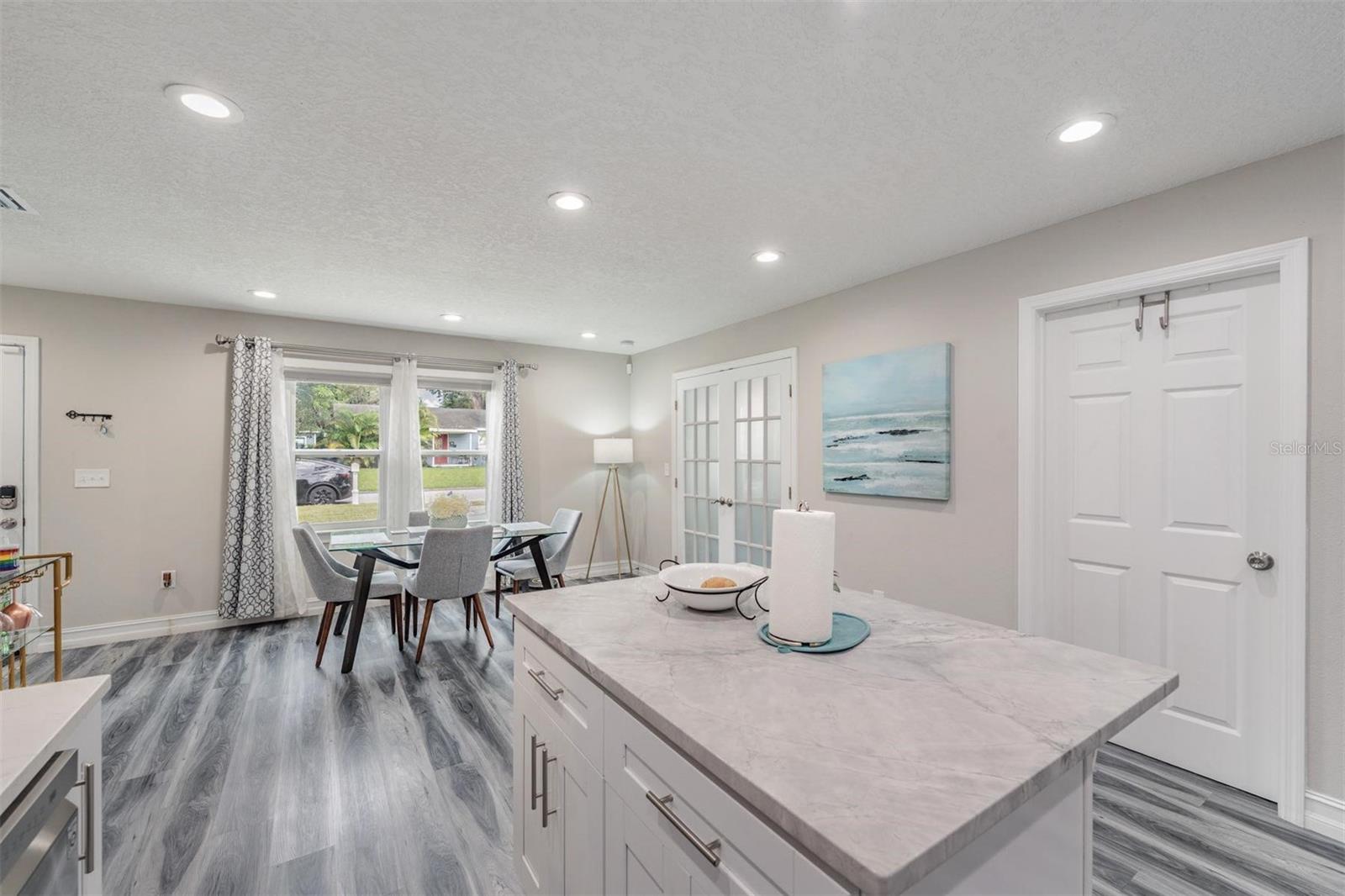 Image 5 of 37 For 7308 Dartmouth Avenue