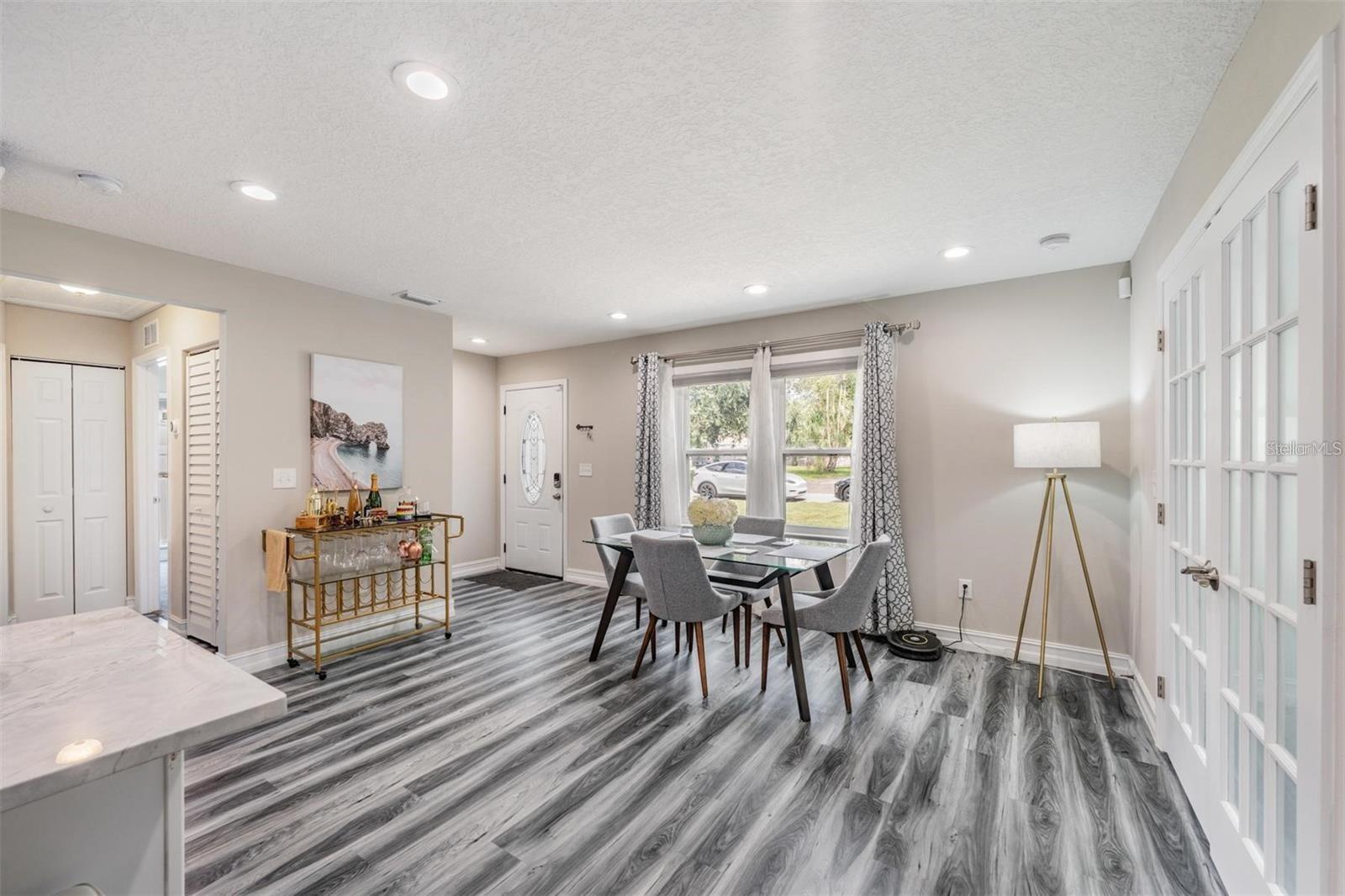 Image 7 of 37 For 7308 Dartmouth Avenue