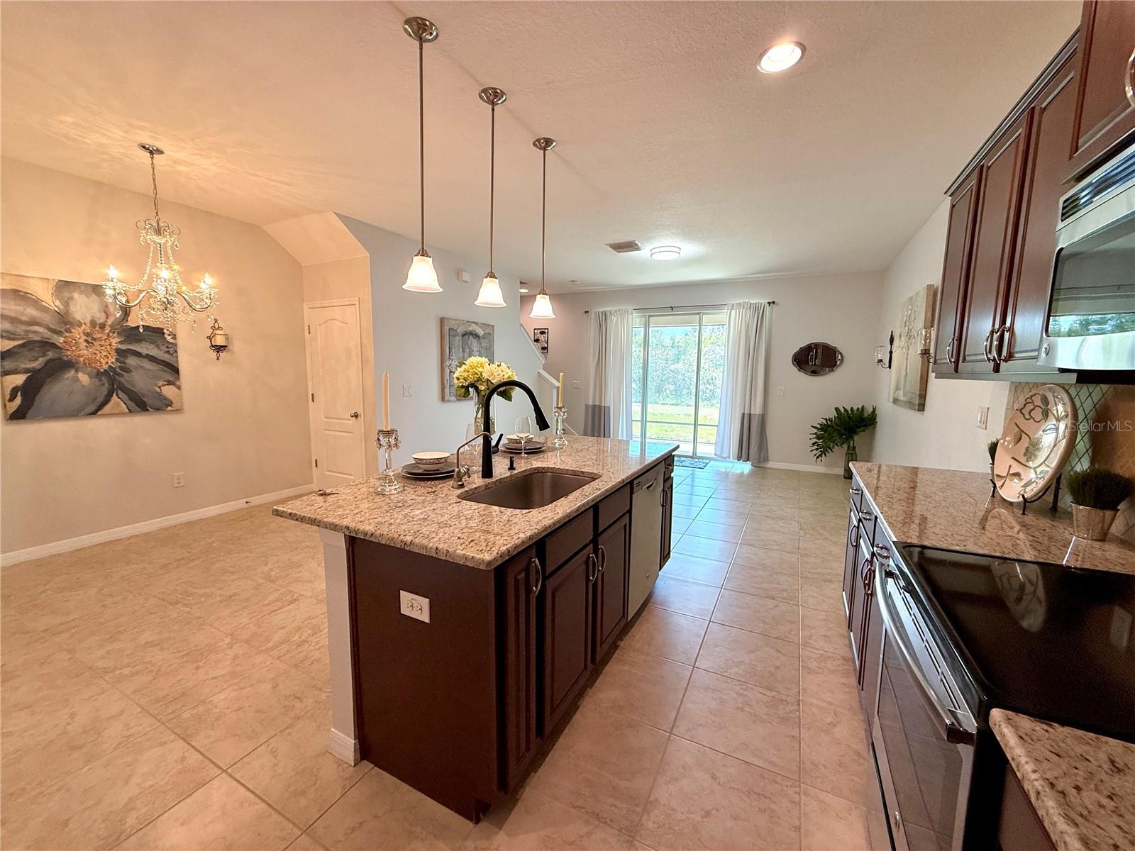 Image 10 of 28 For 10415 Butterfly Wing Court