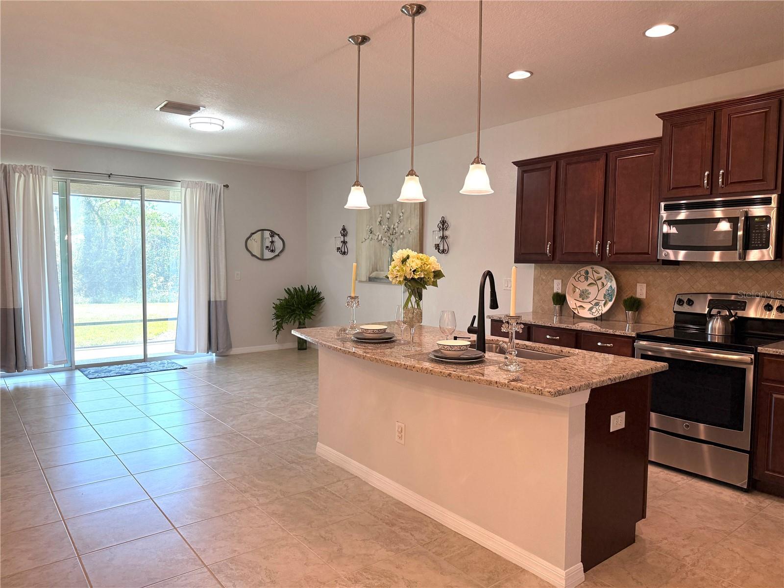 Image 4 of 28 For 10415 Butterfly Wing Court