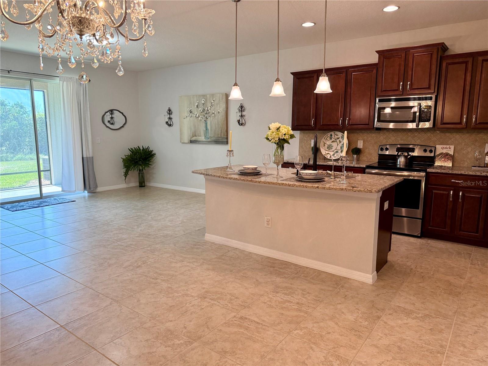 Image 7 of 28 For 10415 Butterfly Wing Court