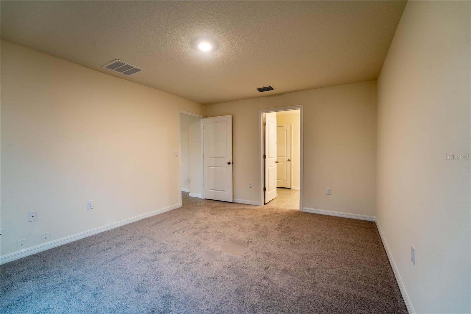 Image 4 of 13 For 9206 Sapphire Creek Place