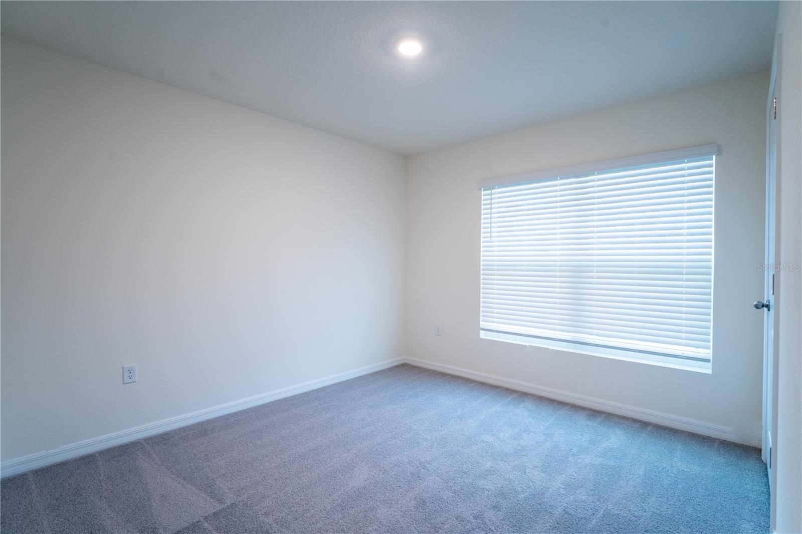 Image 5 of 13 For 9206 Sapphire Creek Place