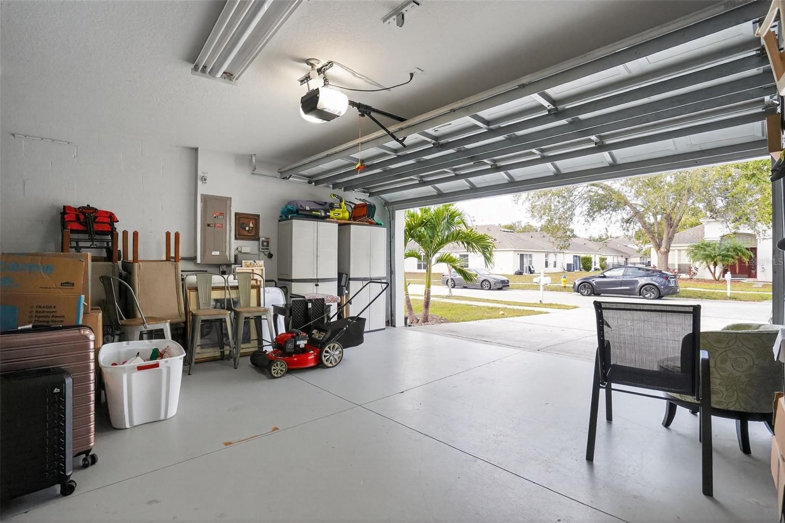 Image 40 of 50 For 11519 Misty Isle Lane