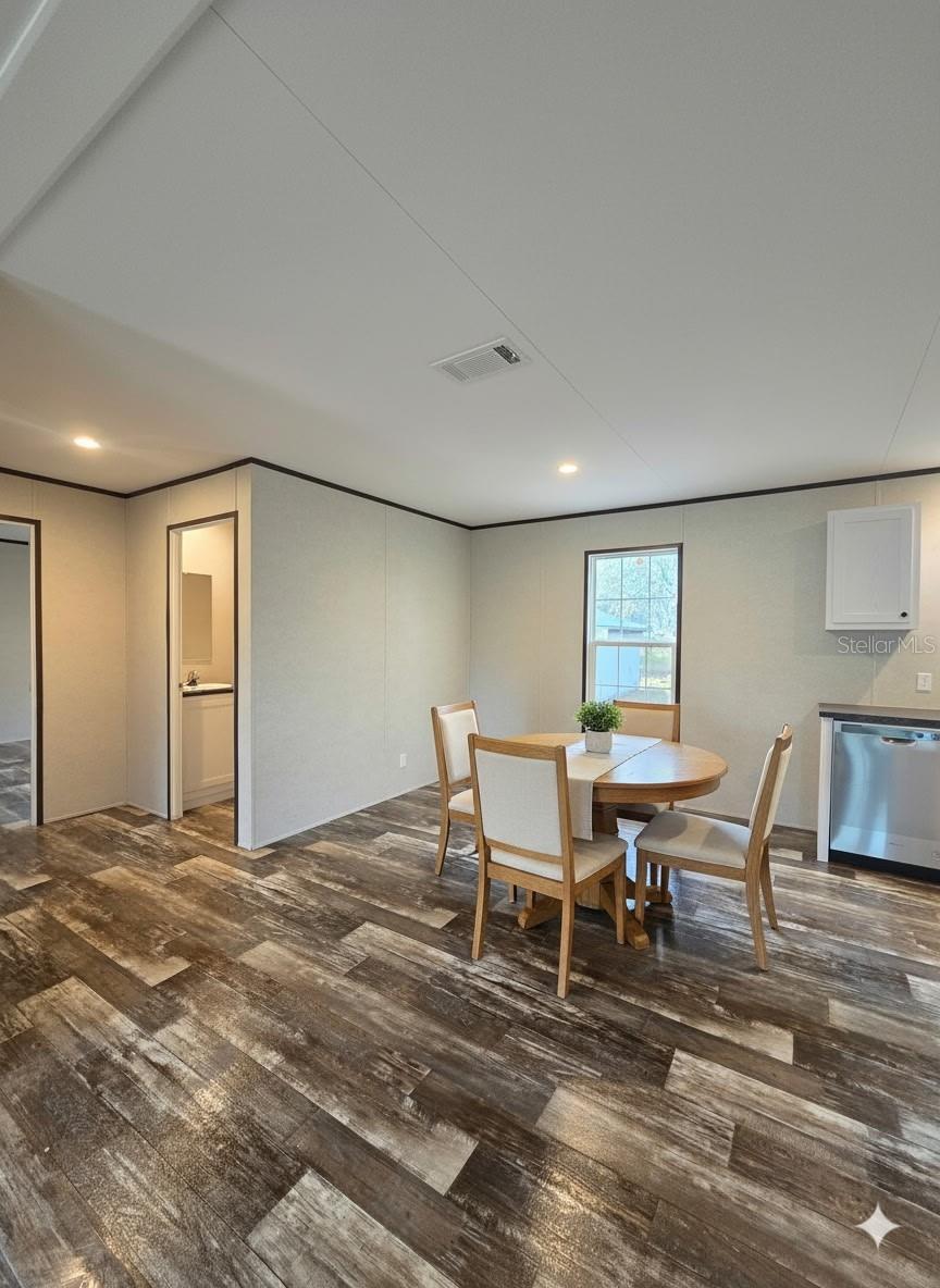 Image 15 of 48 For 12070 63rd Place