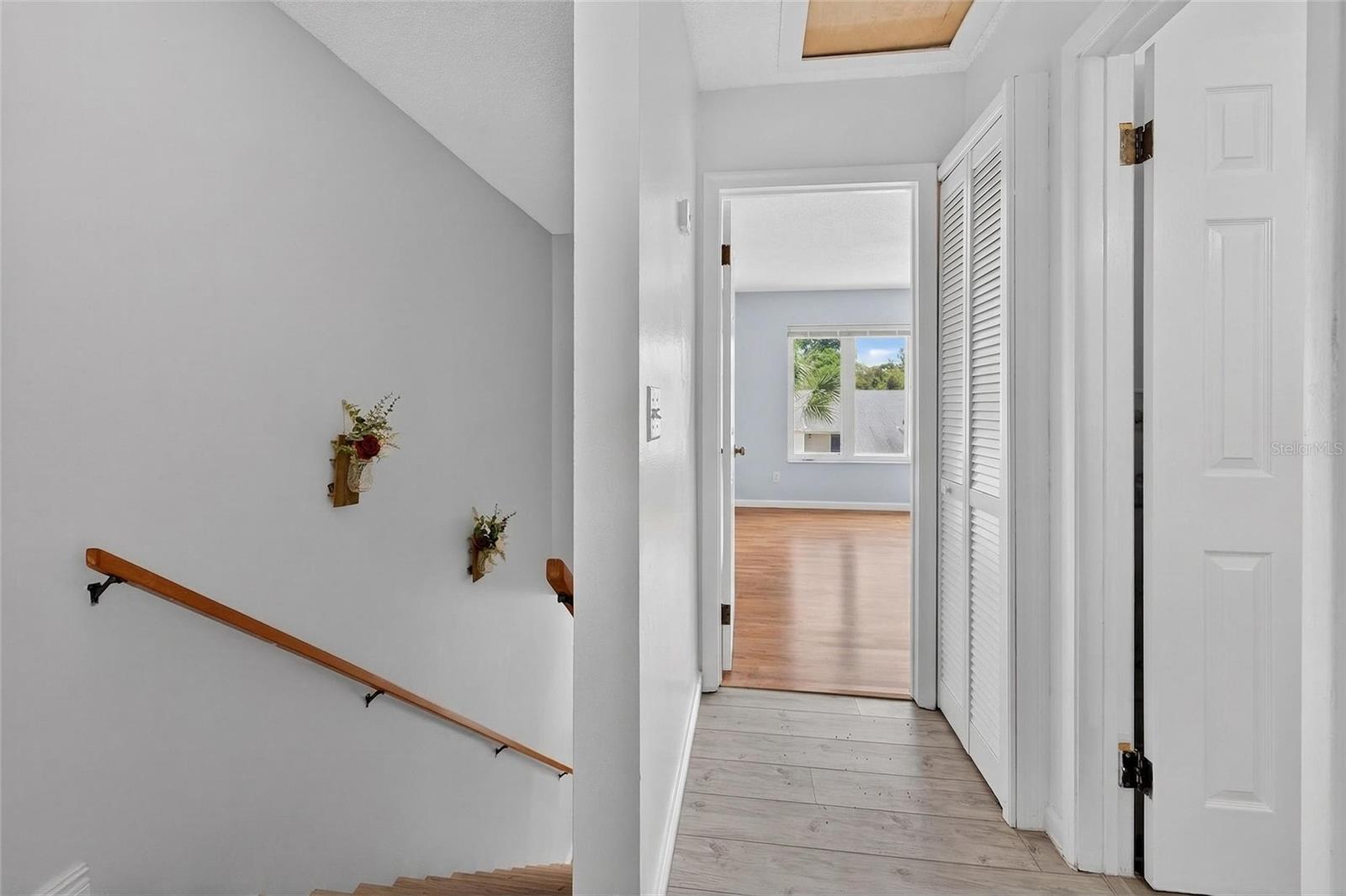 Image 27 of 55 For 657 99th Avenue N 202