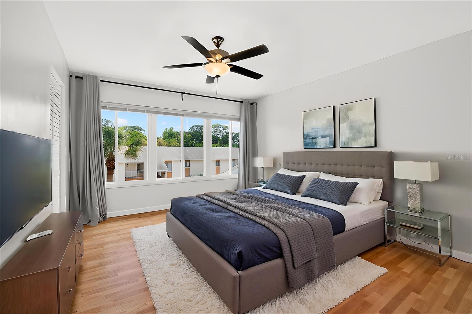 Image 30 of 55 For 657 99th Avenue N 202