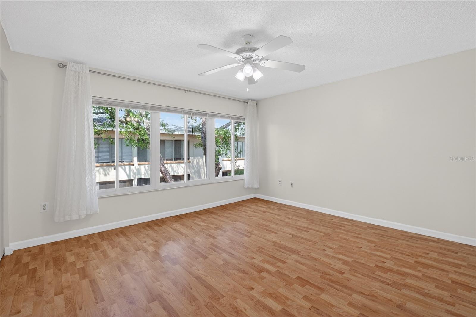 Image 44 of 55 For 657 99th Avenue N 202