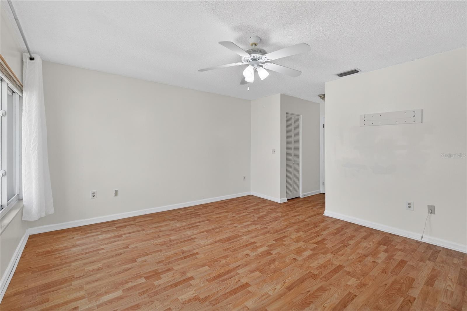 Image 48 of 55 For 657 99th Avenue N 202