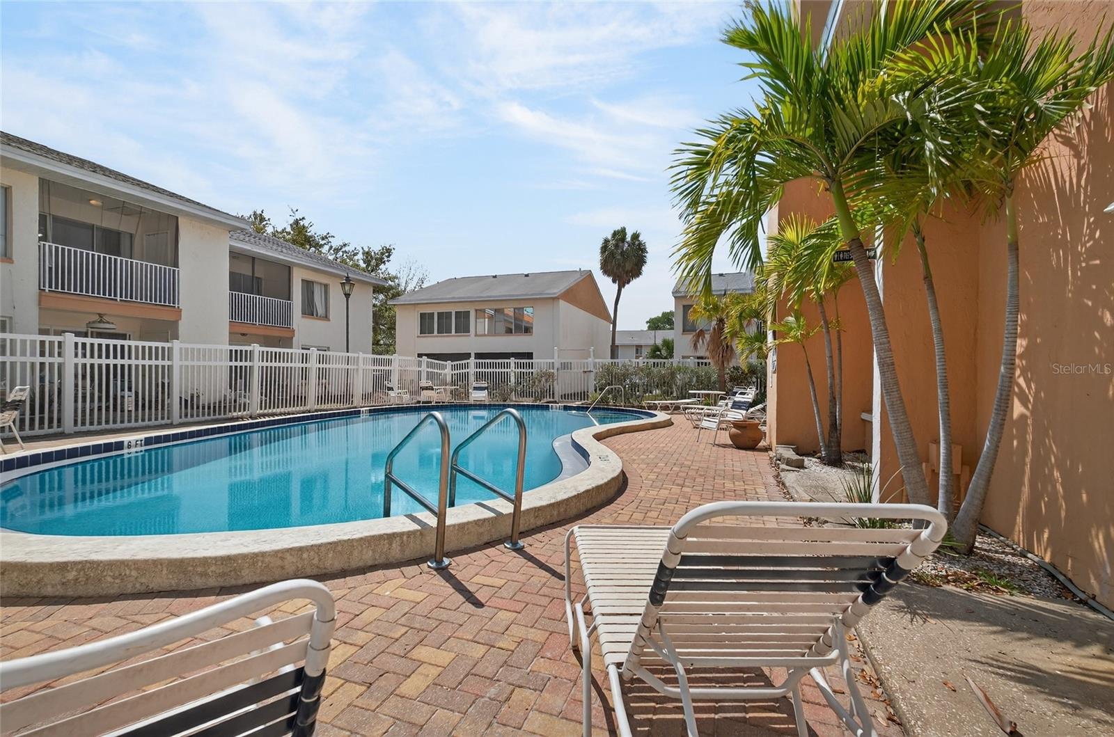 Image 7 of 55 For 657 99th Avenue N 202