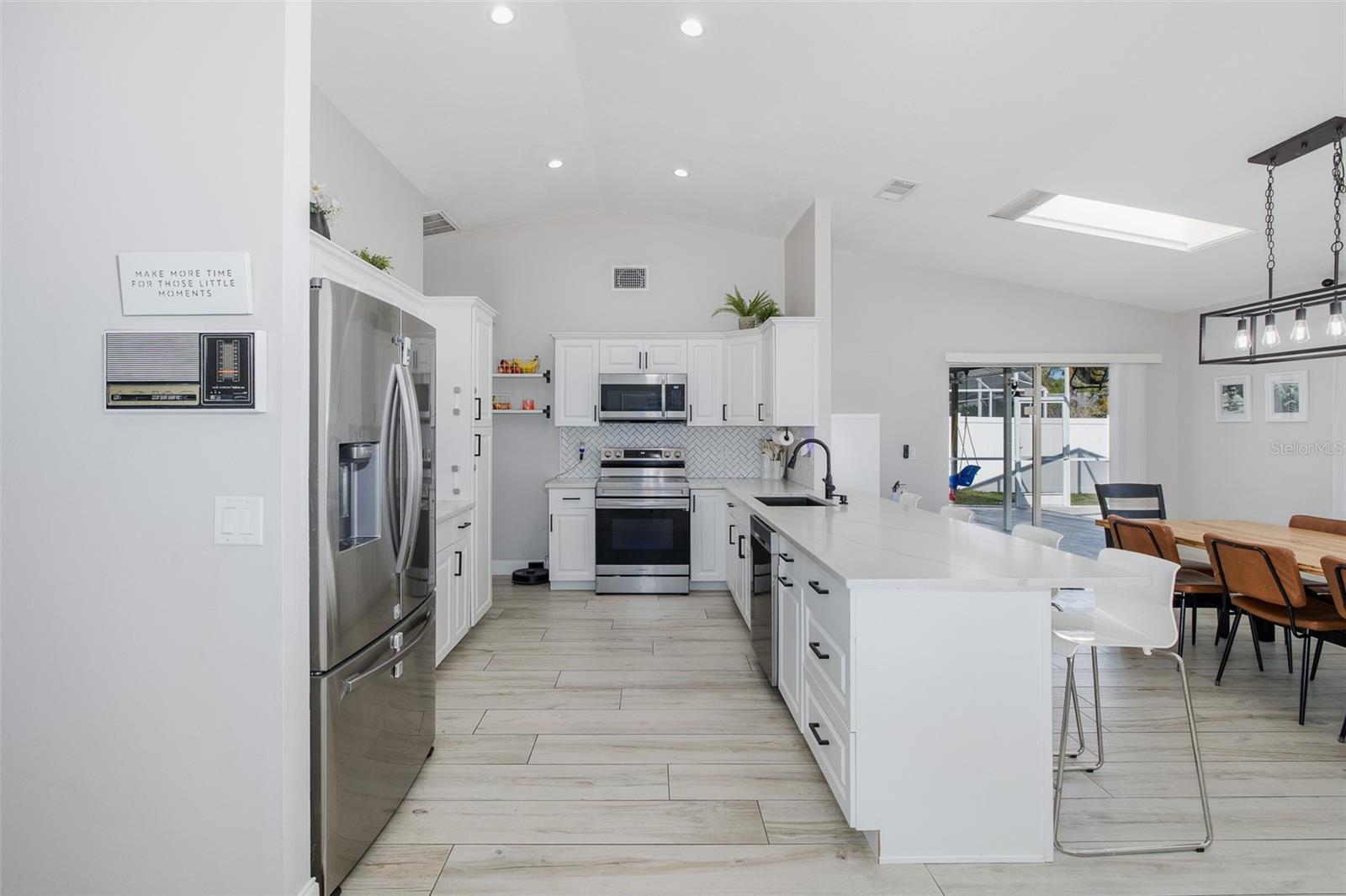 Image 14 of 50 For 9135 Hawkins Court