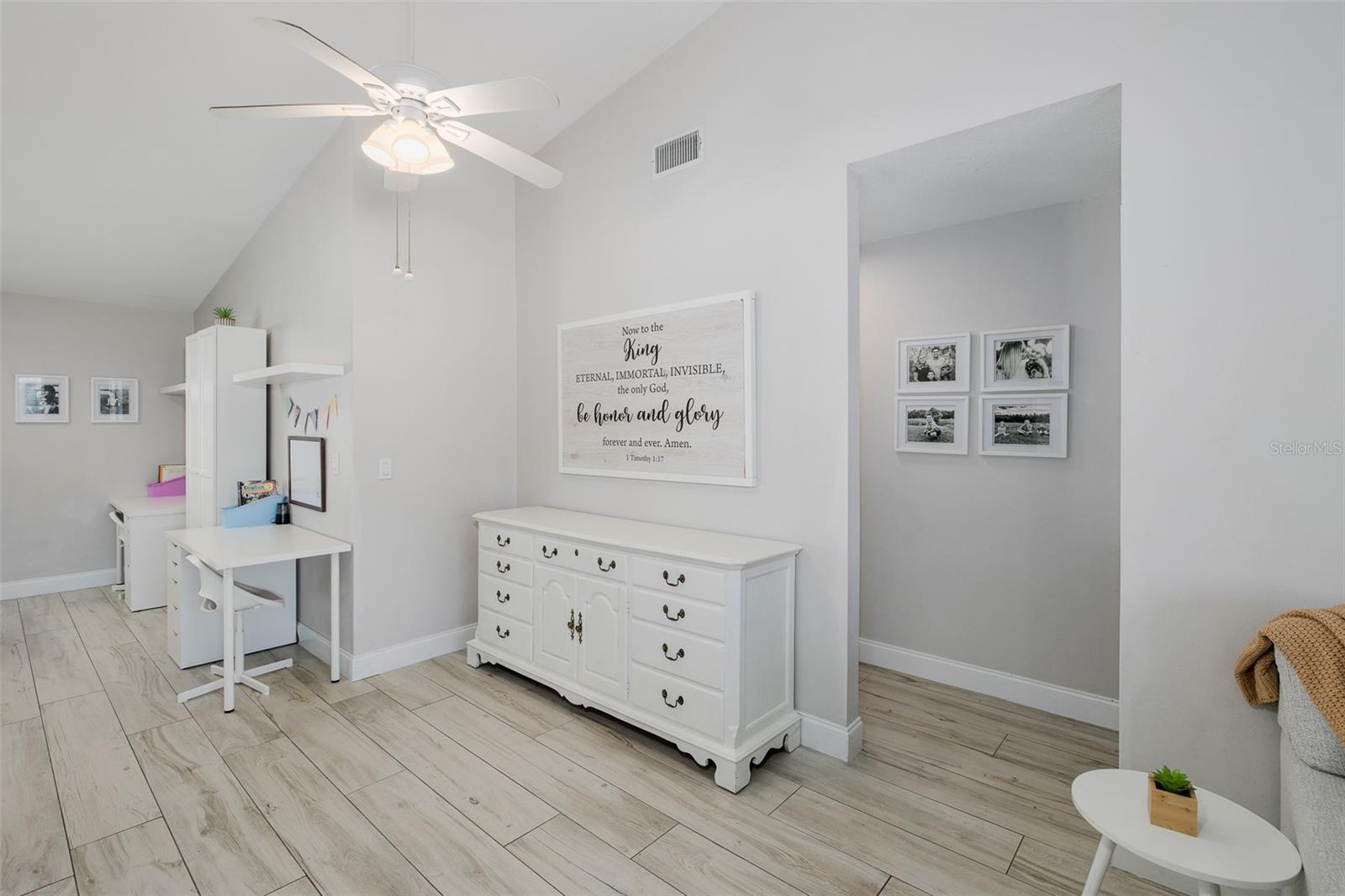 Image 19 of 50 For 9135 Hawkins Court