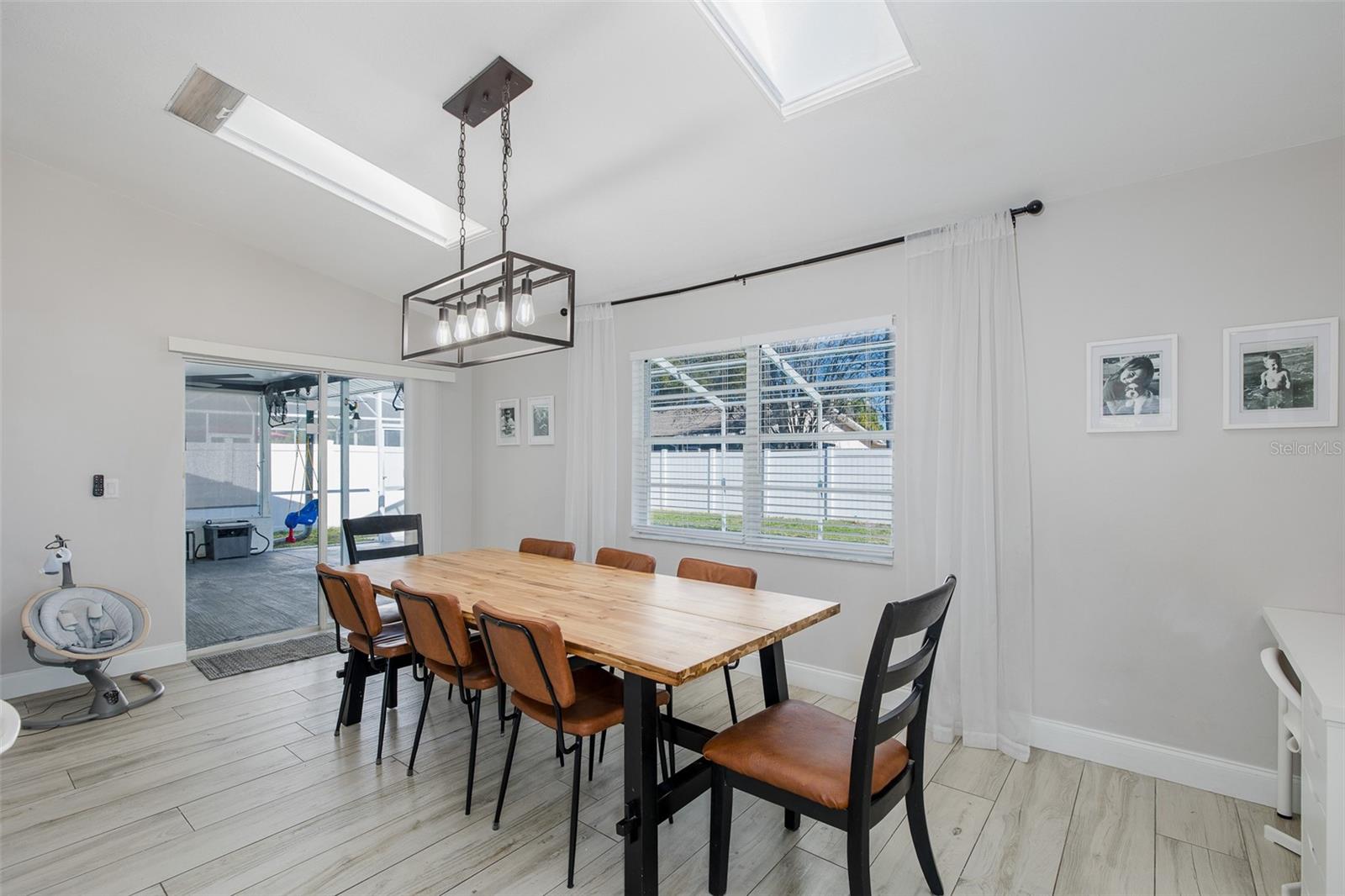 Image 20 of 50 For 9135 Hawkins Court