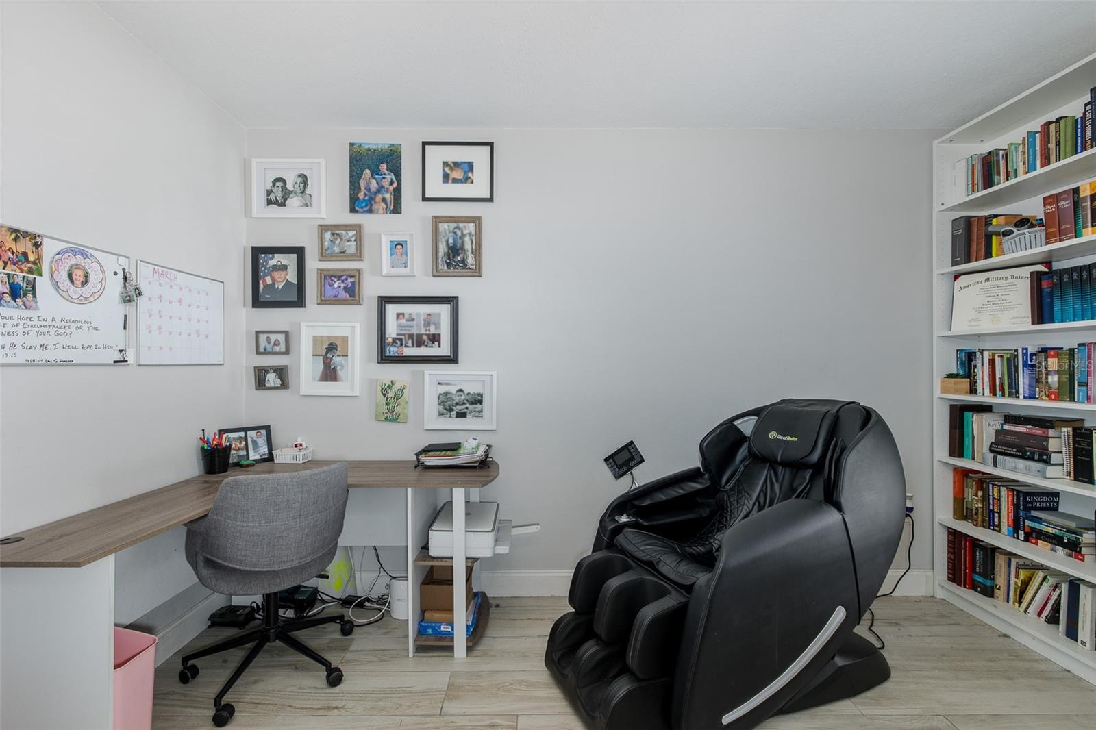 Image 25 of 50 For 9135 Hawkins Court