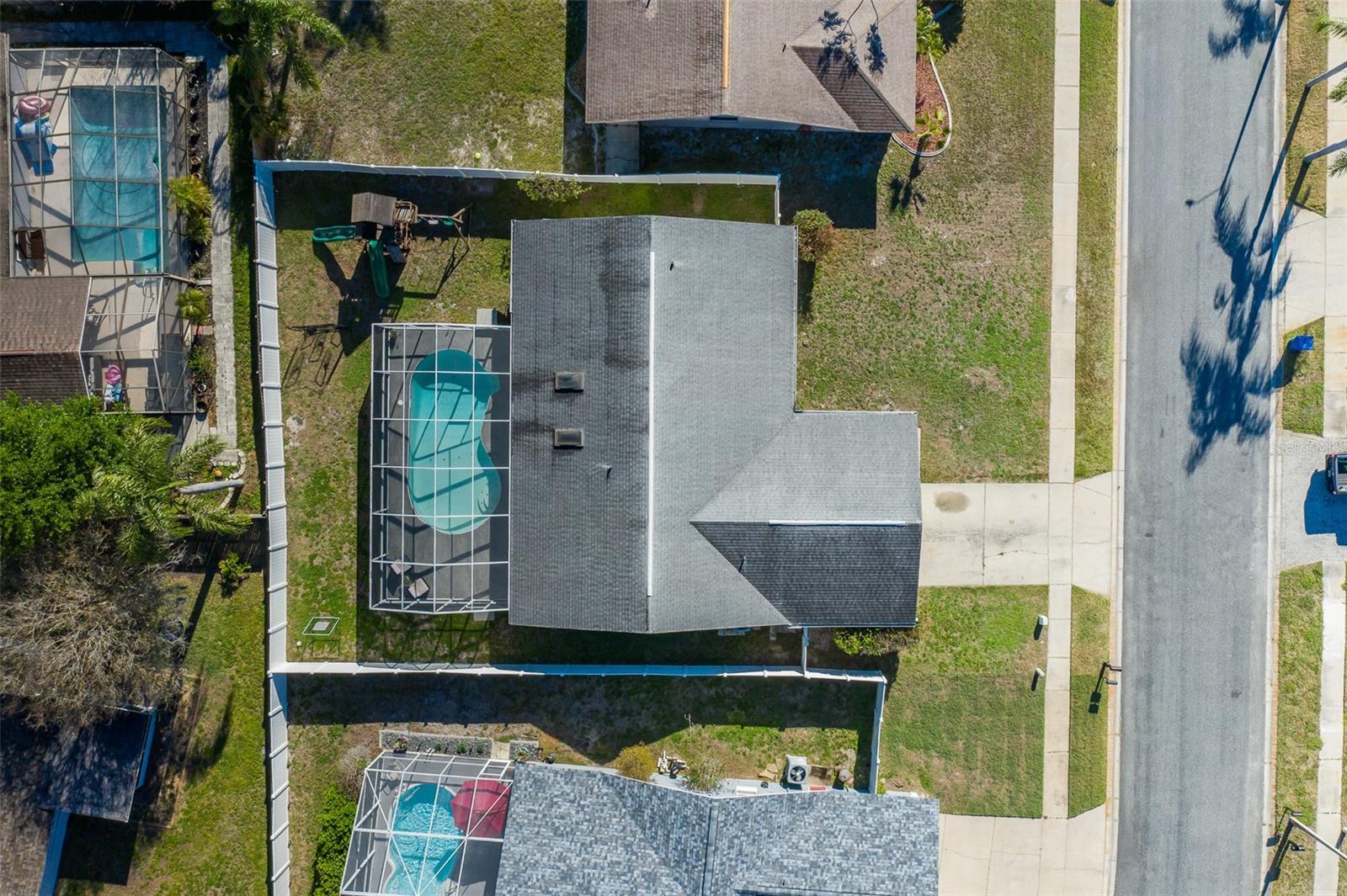 Image 3 of 50 For 9135 Hawkins Court