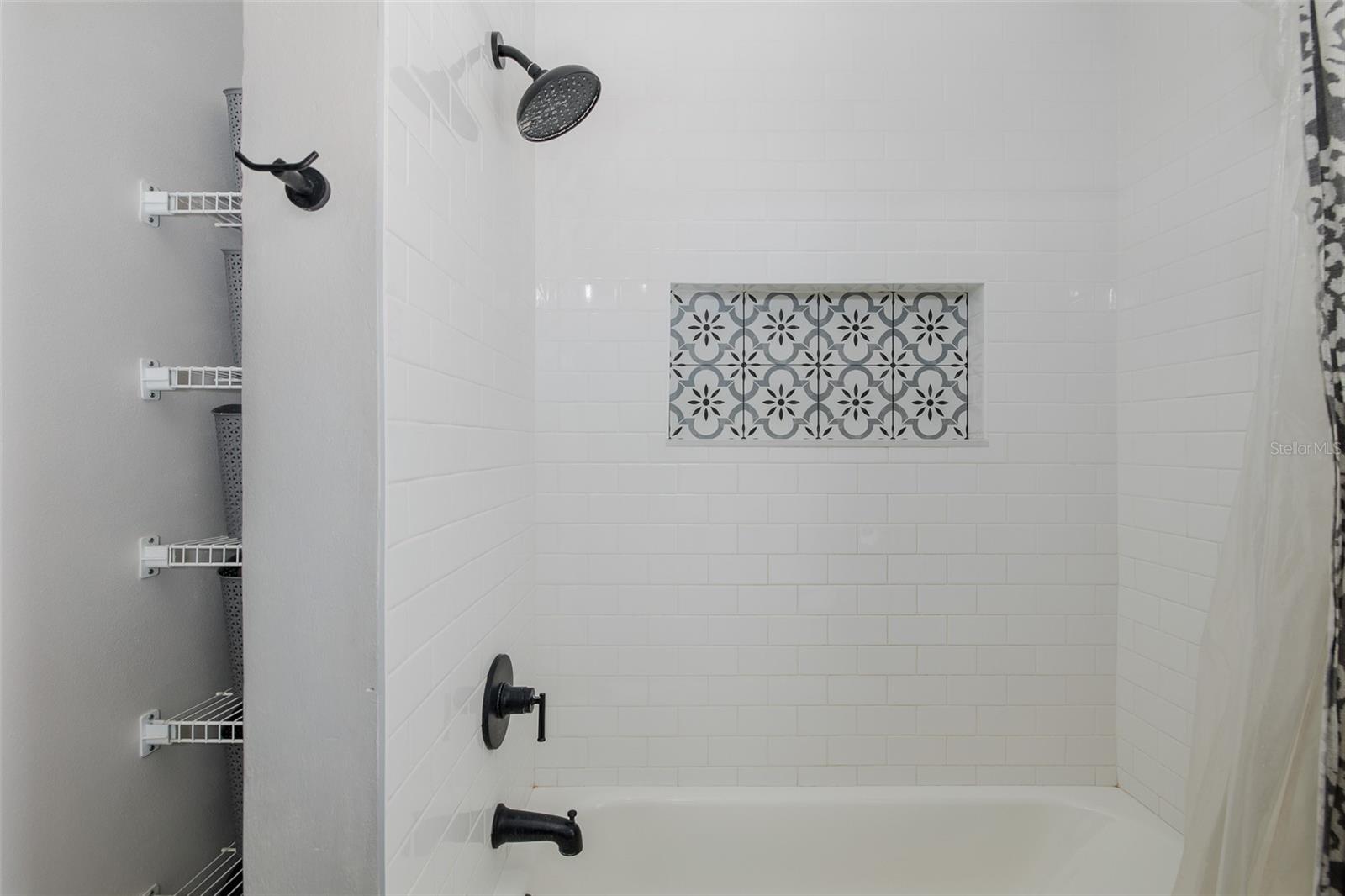 Image 33 of 50 For 9135 Hawkins Court