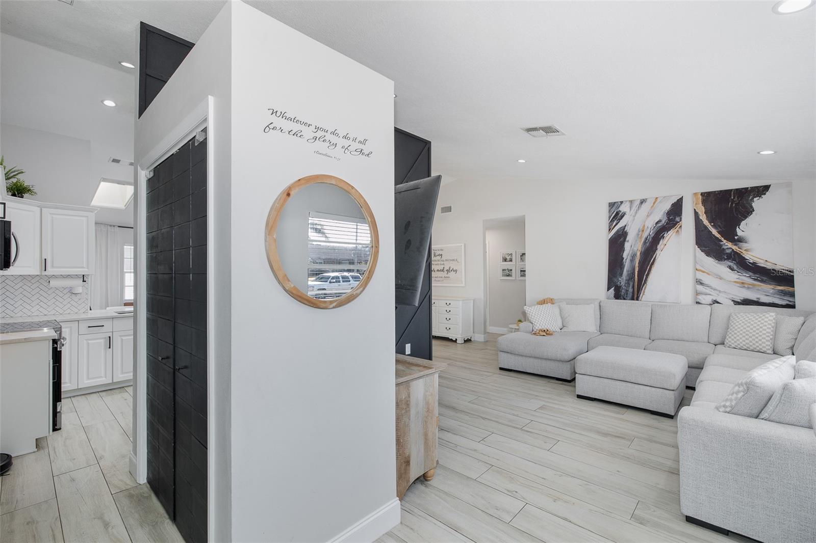 Image 9 of 50 For 9135 Hawkins Court