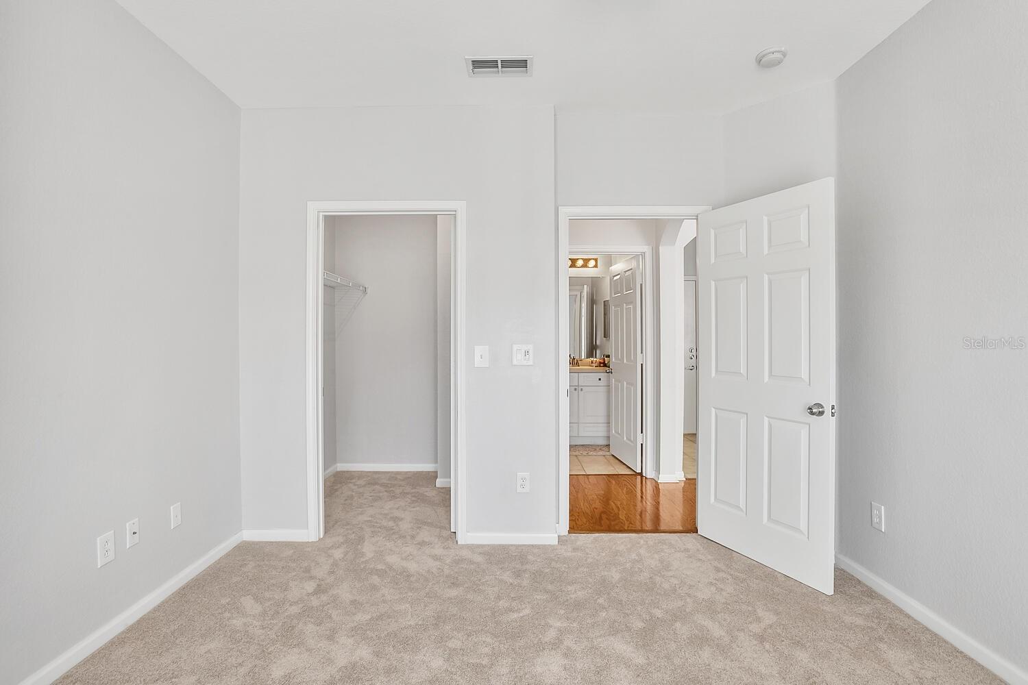 Image 23 of 30 For 1216 Missouri Avenue 226