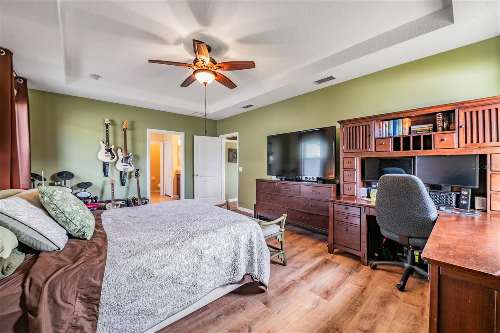 Image 17 of 47 For 11639 Tangle Stone Drive