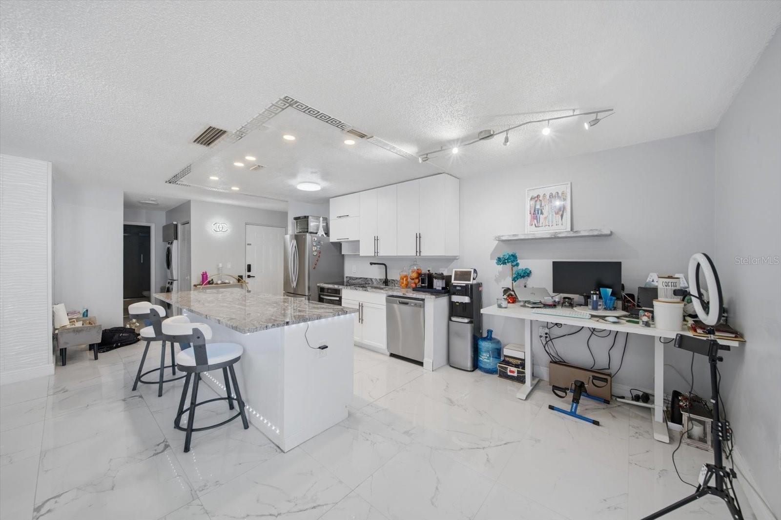 Image 11 of 24 For 11566 7th Lane N 1208