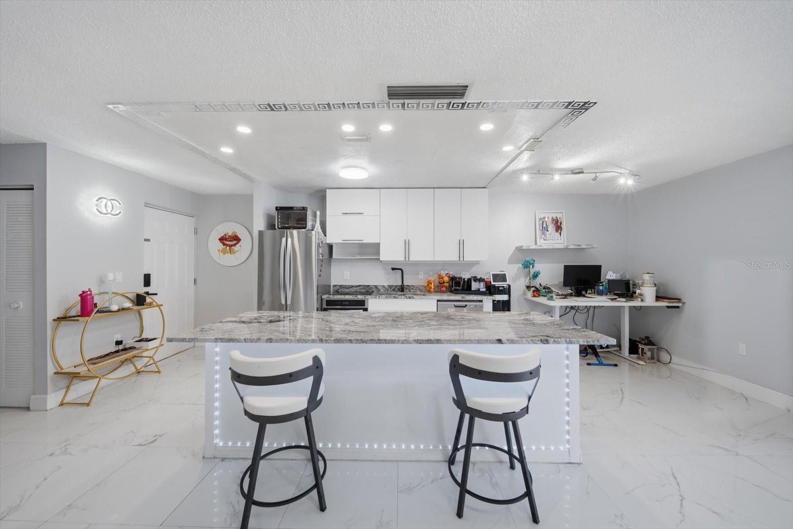 Image 12 of 24 For 11566 7th Lane N 1208