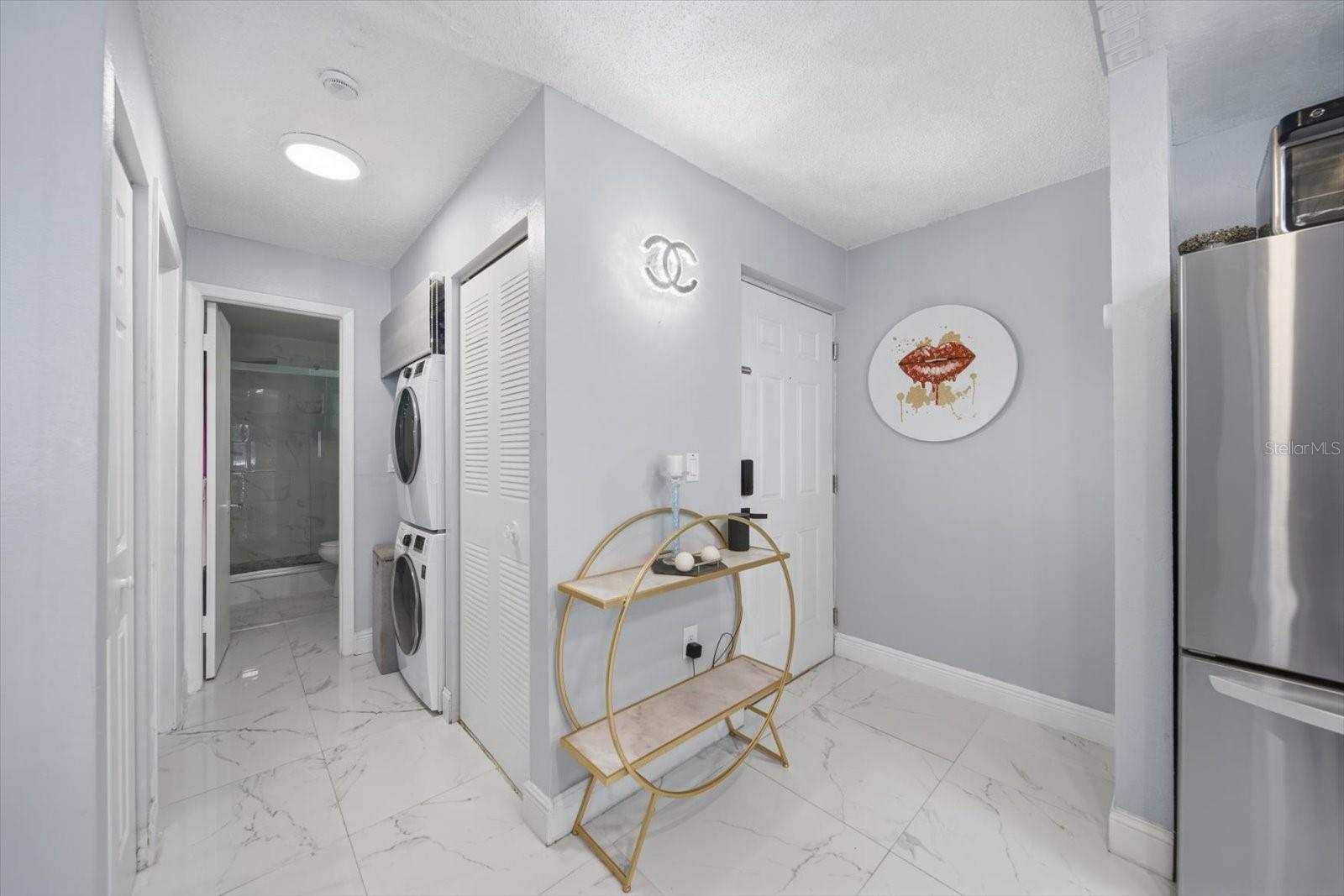 Image 4 of 24 For 11566 7th Lane N 1208