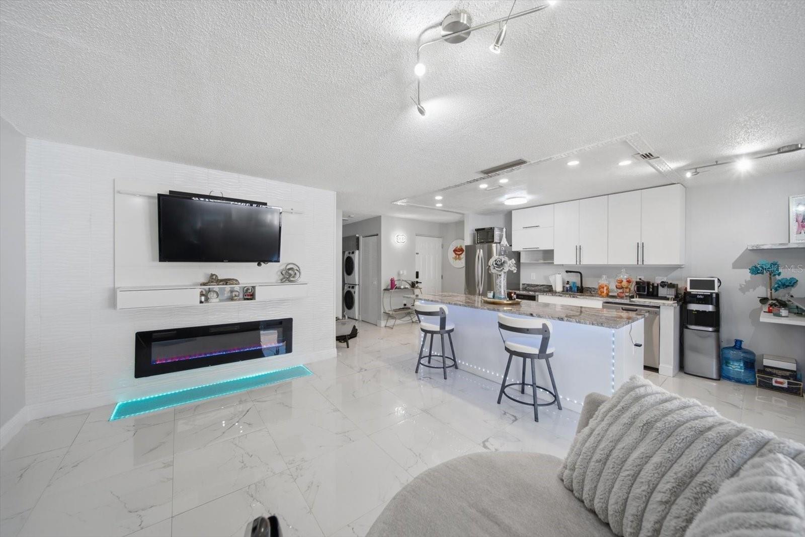 Image 9 of 24 For 11566 7th Lane N 1208