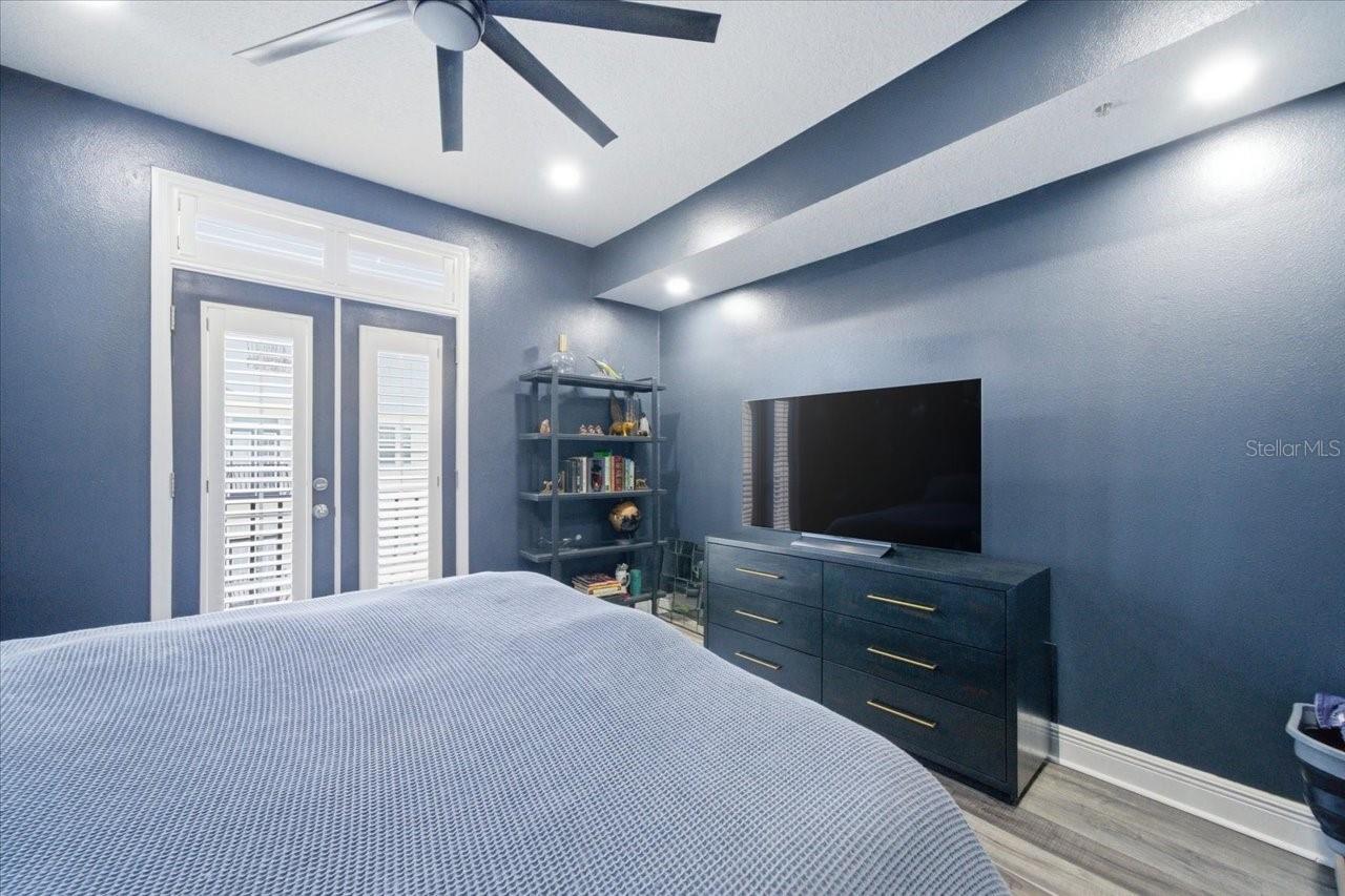 Image 24 of 52 For 501 Knights Run Avenue 1320