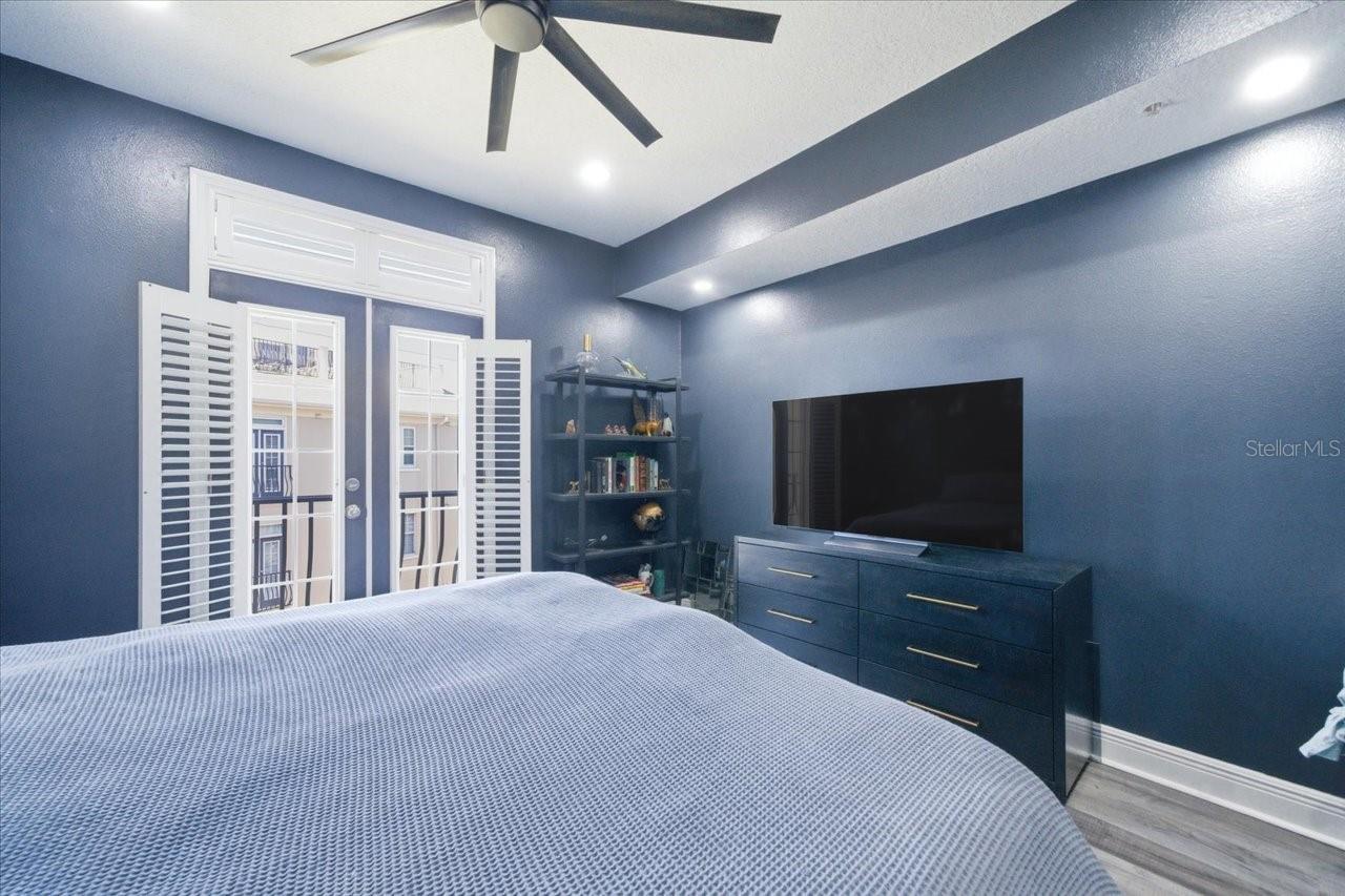 Image 27 of 52 For 501 Knights Run Avenue 1320