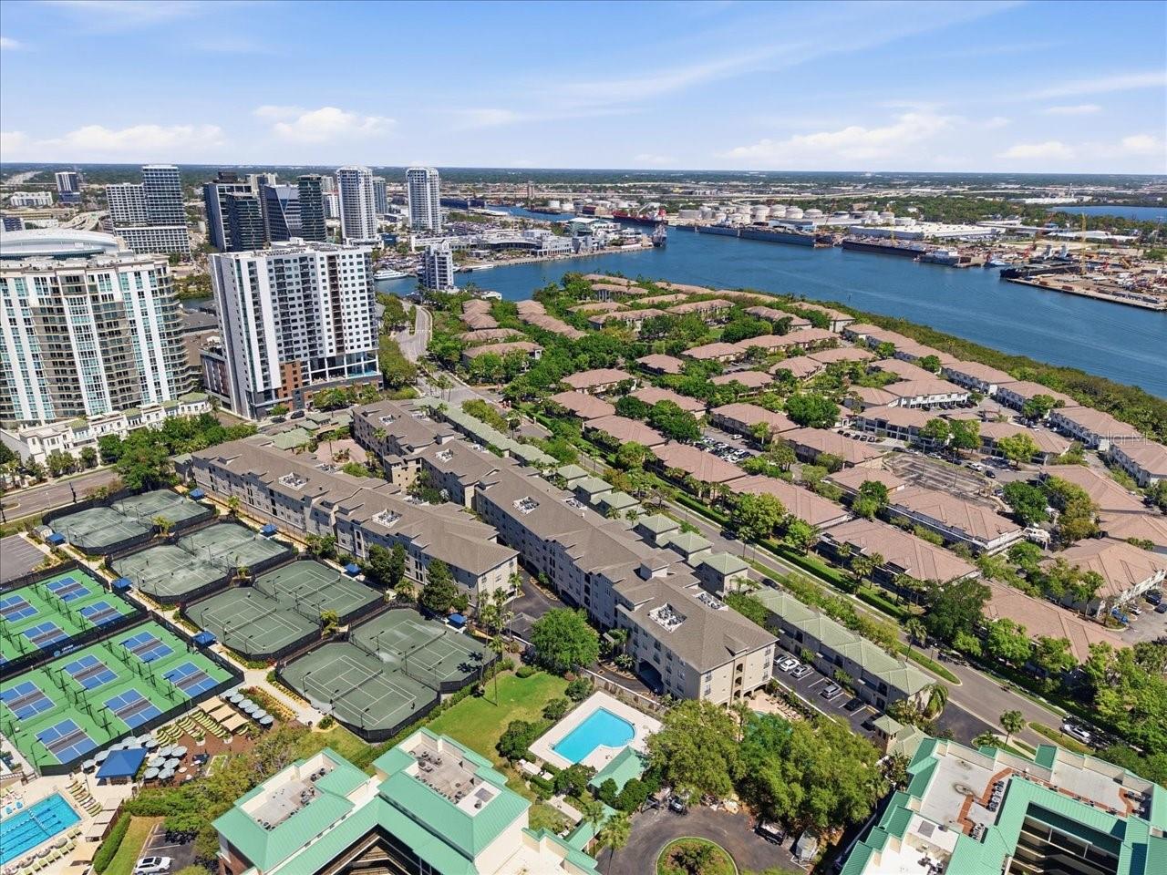 Image 45 of 52 For 501 Knights Run Avenue 1320