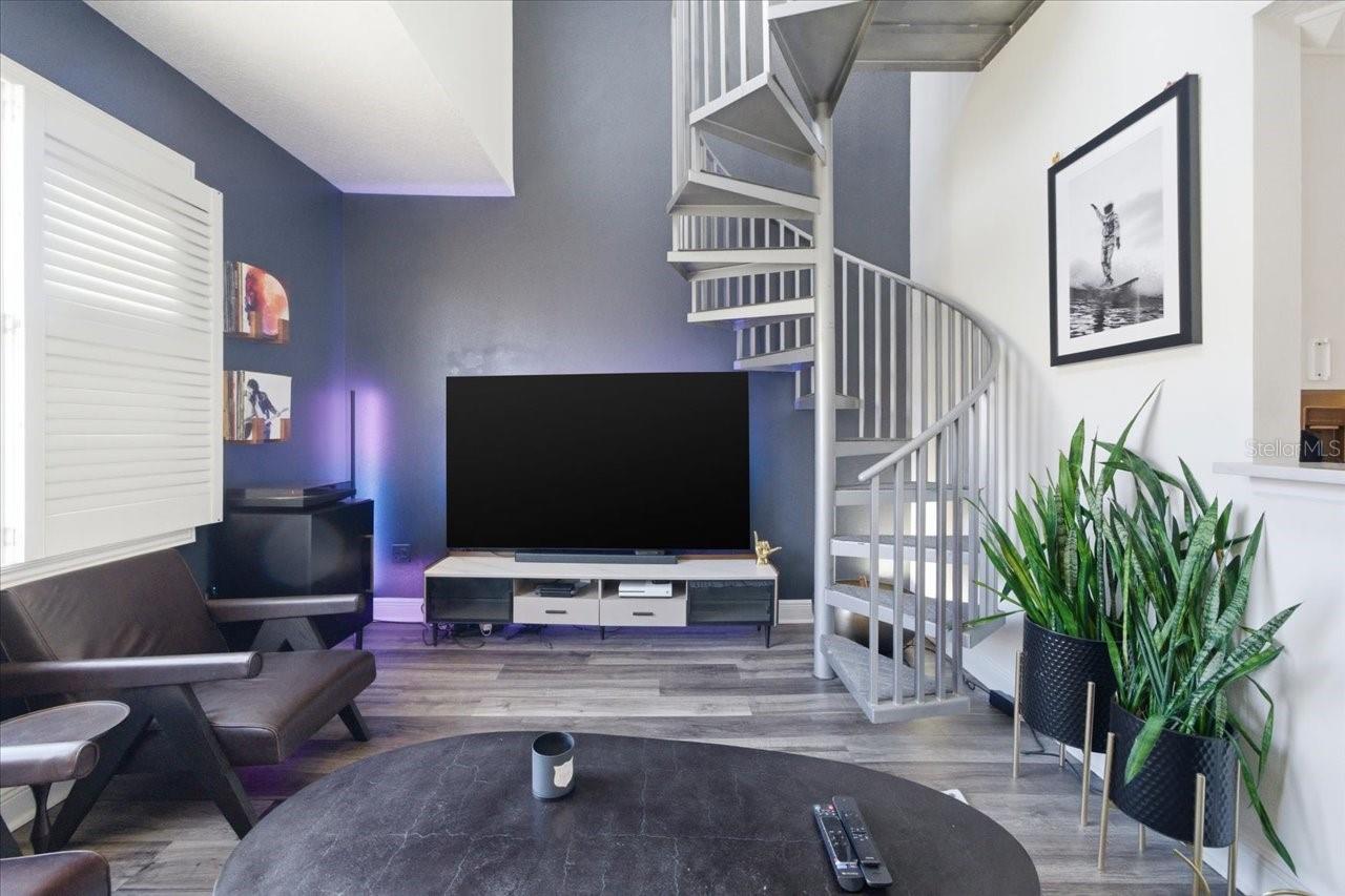 Image 6 of 52 For 501 Knights Run Avenue 1320