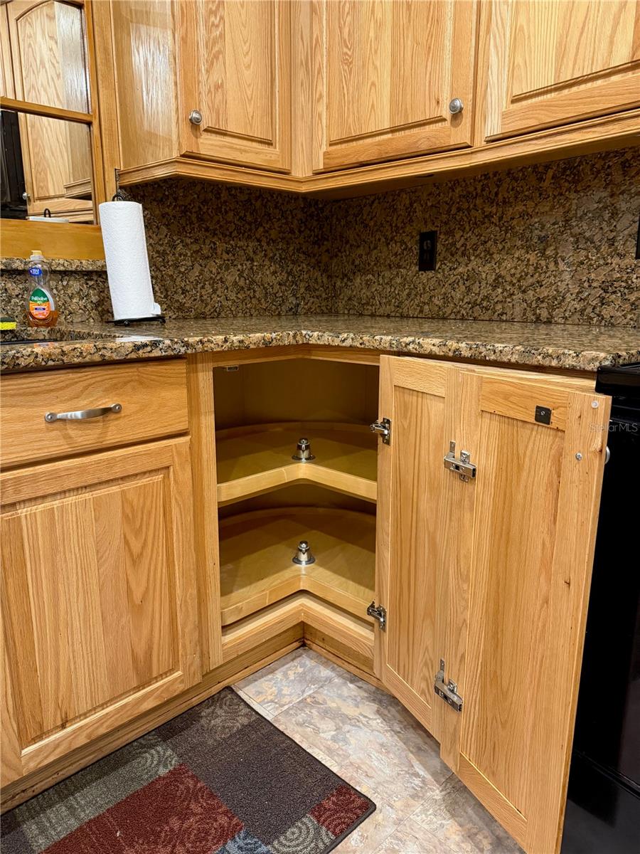 Image 12 of 69 For 603 Royan Way