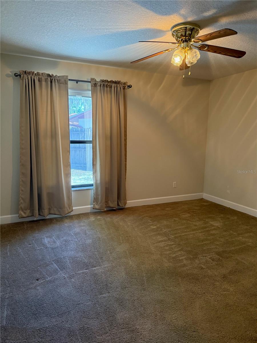 Image 25 of 69 For 603 Royan Way