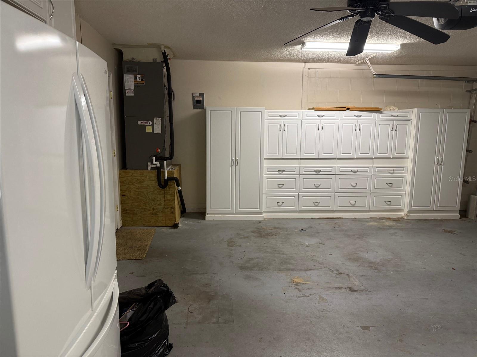 Image 50 of 69 For 603 Royan Way