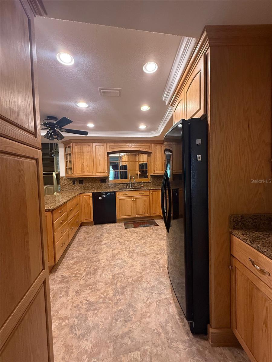 Image 6 of 69 For 603 Royan Way